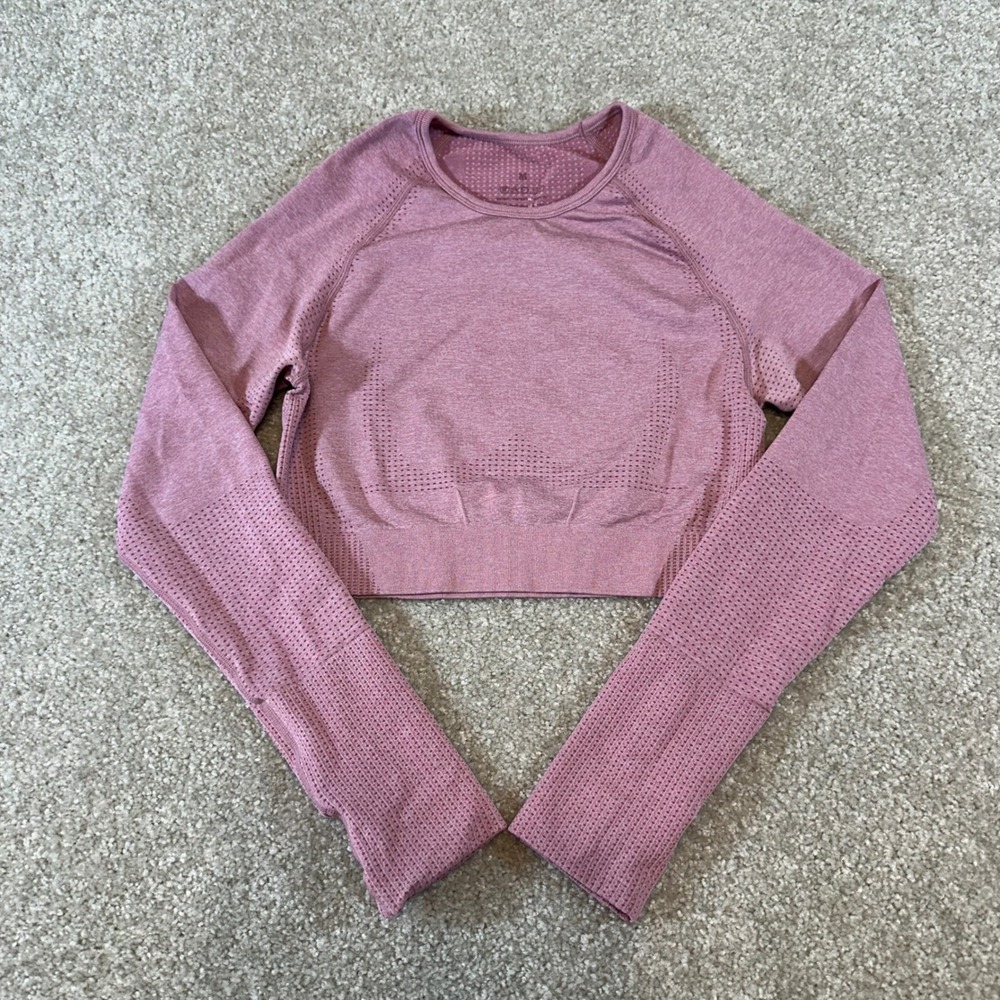 Long Sleeve Crop Top Pink Mauve Seamless Mesh Thumbholes Womens size M